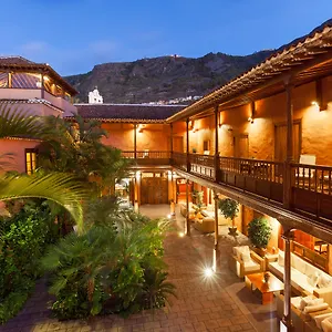 https://la-quinta-roja.tenerifehoteles.net